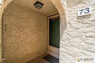 73 Tennyson Dr in Plainsboro, NJ - Building Photo - Building Photo