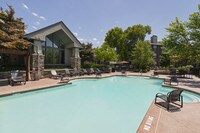Building Photo - Northland Passage Apartments in Kansas City, Missouri
