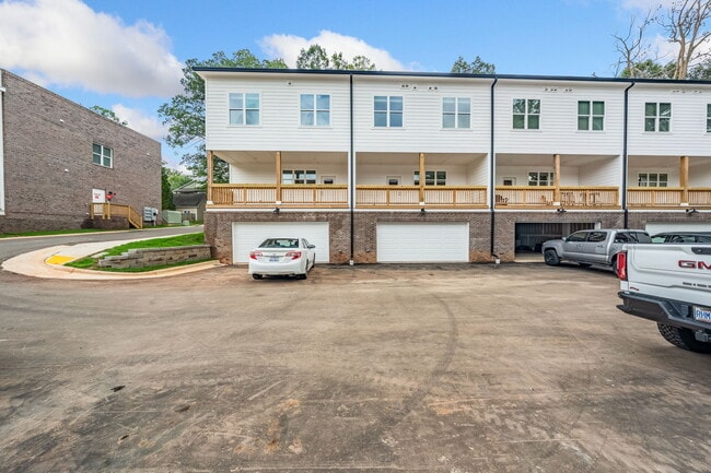 property at 3823 Lands End Ct