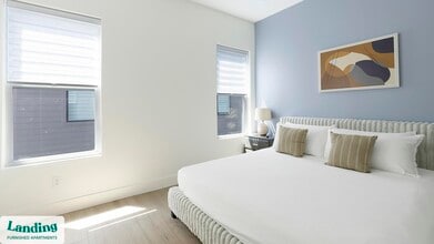 2206 Arroyo Ave, Unit 203 in Dallas, TX - Building Photo - Building Photo