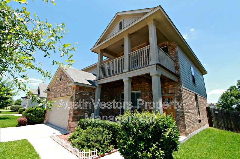 11125 Old Quarry Rd in Austin, TX - Building Photo