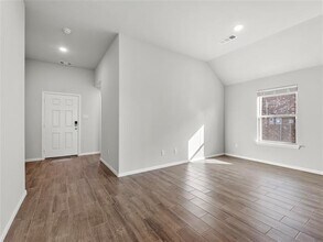 3301 Redbud Flower Trl in Venus, TX - Building Photo - Building Photo