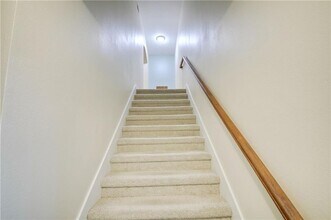 7701 Rialto Blvd in Austin, TX - Building Photo - Building Photo