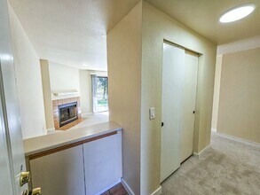 13801 Old Redmond Rd in Redmond, WA - Building Photo - Building Photo