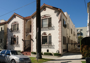 1401 N Catalina St in Los Angeles, CA - Building Photo - Building Photo