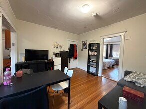 463 Commonwealth Ave, Unit 25A in Boston, MA - Foto de edificio - Building Photo