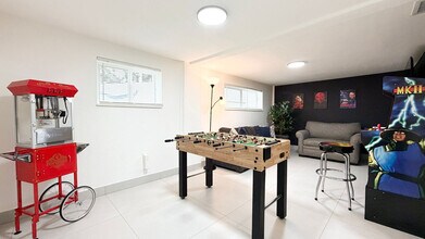 1070 NW 193rd St, Unit SI FL2-ID1258735P in Miami Gardens, FL - Building Photo - Building Photo