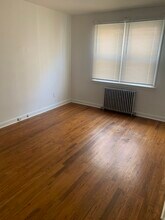 59 Fairview Rd, Unit 59 Fairview Ave Apt 1 in Clifton Heights, PA - Foto de edificio - Building Photo