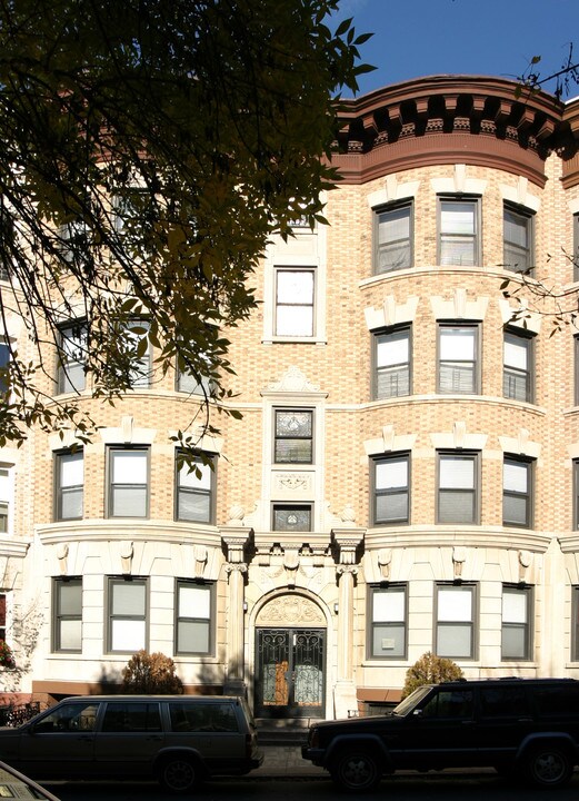 567 8th St in Brooklyn, NY - Building Photo