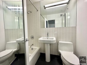 East 39th Street in New York, NY - Building Photo - Building Photo