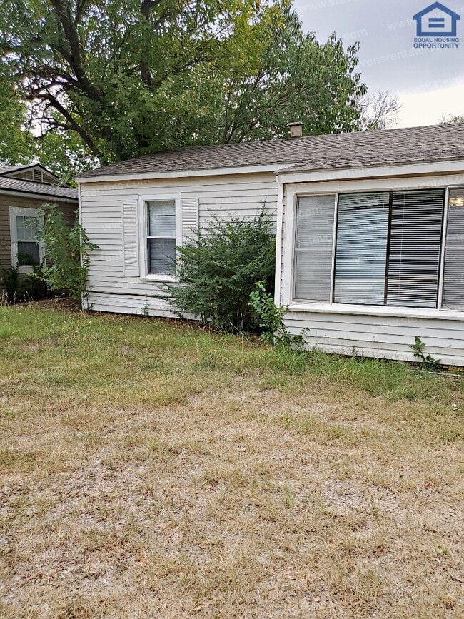 2722 SW I Ave in Lawton, OK - Building Photo - Building Photo