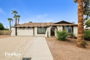 3350 S George Dr in Tempe, AZ - Building Photo