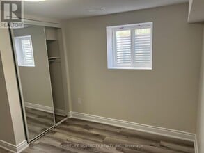 6 Lamella Rd in Toronto, ON - Building Photo - Building Photo