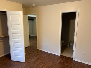 804 N Evans Ave in El Reno, OK - Building Photo - Building Photo