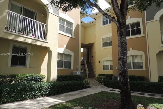 8899 NW 107 Ct, Unit 209 in Doral, FL - Building Photo - Building Photo