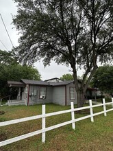 1731 E Carson St in San Antonio, TX - Building Photo - Building Photo