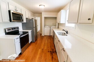 1000 Leavenworth St in Manhattan, KS - Building Photo - Building Photo