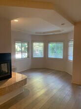 14290 Dickens St in Los Angeles, CA - Building Photo - Building Photo