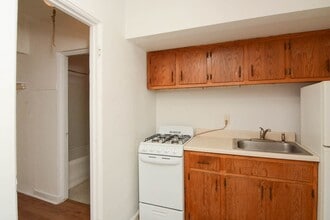 4060 N Kenmore Ave in Chicago, IL - Foto de edificio - Building Photo