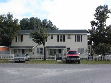 814 N Old Wire Rd in Wildwood, FL - Building Photo