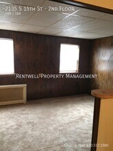 2135 S 15th St-Unit -2nd Floor in Philadelphia, PA - Foto de edificio - Building Photo