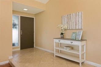 1474 Via Arroyo in Ventura, CA - Building Photo - Building Photo