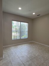 3556 Fieldstone Ct in Kissimmee, FL - Building Photo - Building Photo