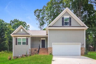 176 Nottingham Rd in Statesville, NC - Building Photo