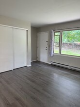 2918 Sunnyside Dr in Rockford, IL - Building Photo - Building Photo