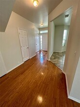 135 Michaelis Rd in Kyle, TX - Foto de edificio - Building Photo