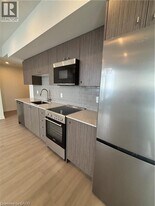 25 Wellington St S in Kitchener, ON - Building Photo