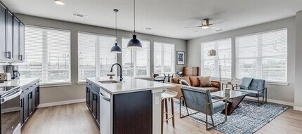 3900 Commerce St in Dallas, TX - Building Photo - Building Photo