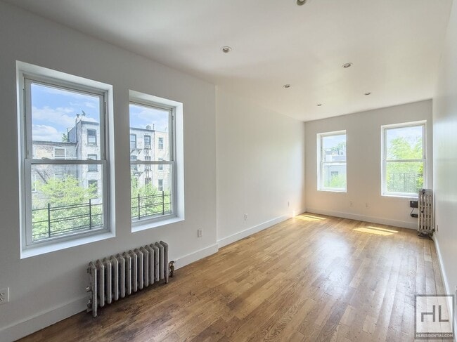 property at 286-219 19th St