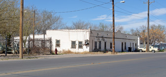 400 W Main St Apartments