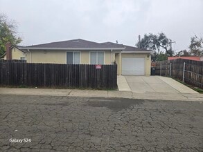 3131 Scotland Dr in Antelope, CA - Building Photo - Building Photo