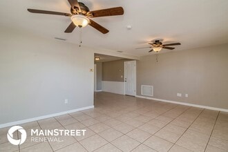 3824 Moog Rd in Holiday, FL - Building Photo - Building Photo