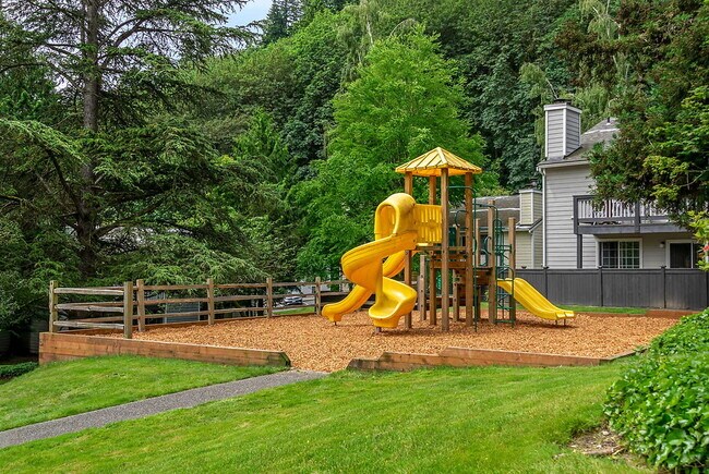 Elevation in Redmond, WA - Building Photo - Building Photo