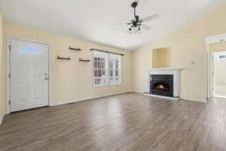 386 Hill Rd in Rougemont, NC - Building Photo - Building Photo