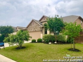 12111 Coxs Alley in San Antonio, TX - Building Photo