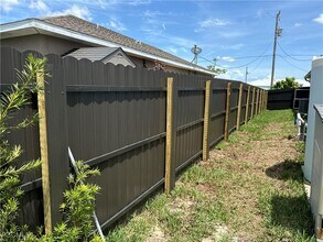 2836 NW 5th St in Cape Coral, FL - Building Photo - Building Photo