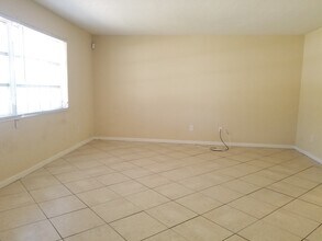 1484 Ave H NE in Winter Haven, FL - Building Photo - Building Photo