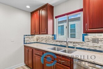 4239 Cleveland Ave in San Diego, CA - Building Photo - Building Photo
