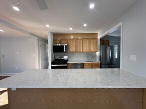 10-05 2nd St in Fair Lawn, NJ - Building Photo - Building Photo