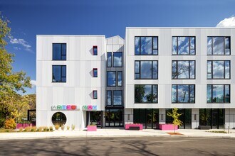 Artful Way in Asheville, NC - Building Photo - Building Photo