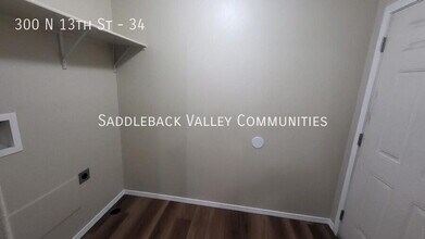 300 N 13th St in Saratoga, WY - Building Photo - Building Photo