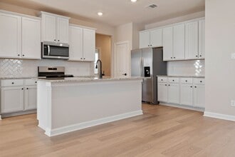 1035 Rosewood Trl in Beasley, TX - Foto de edificio - Building Photo