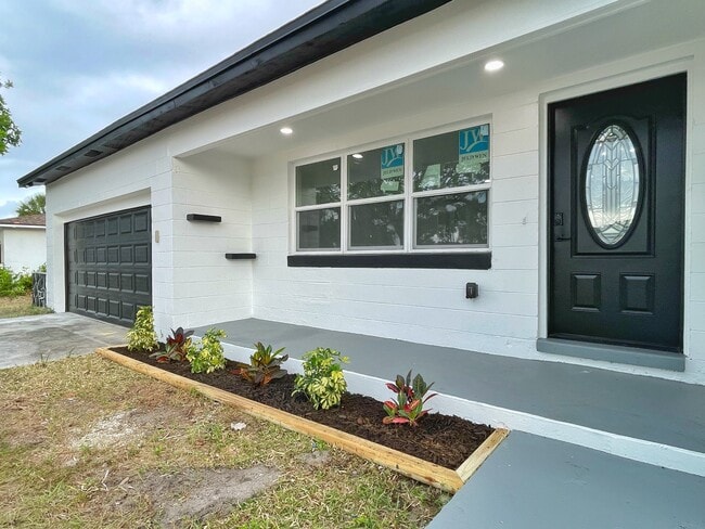 2860 35th St S in St. Petersburg, FL - Building Photo - Building Photo