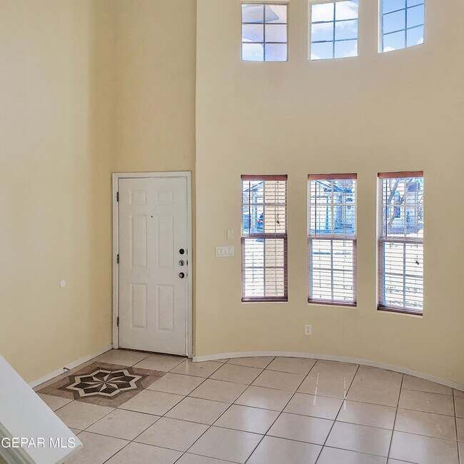 5312 Pete Payan Dr in El Paso, TX - Building Photo - Building Photo