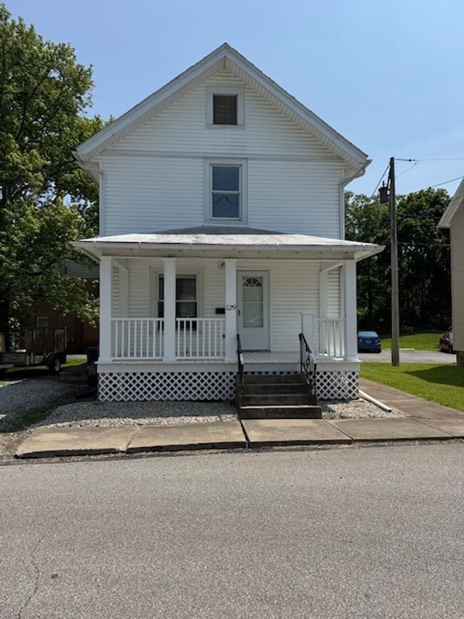 property at 129 Diamond St