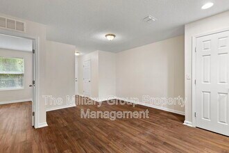 1343 Pangola Dr in Jacksonville, FL - Building Photo - Building Photo